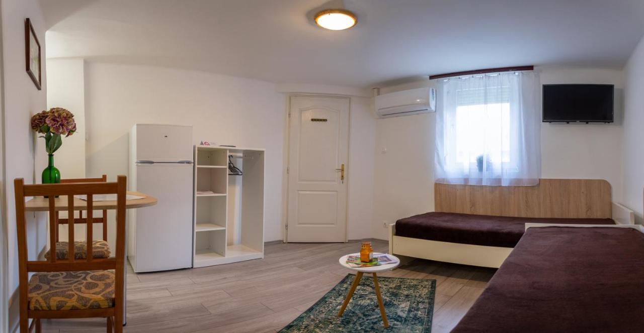 Silentium Garden Apartman Sárvár Eksteriør bilde