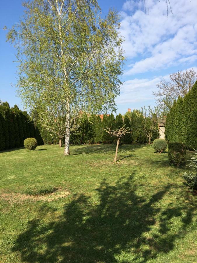 Silentium Garden Apartman Sárvár Eksteriør bilde